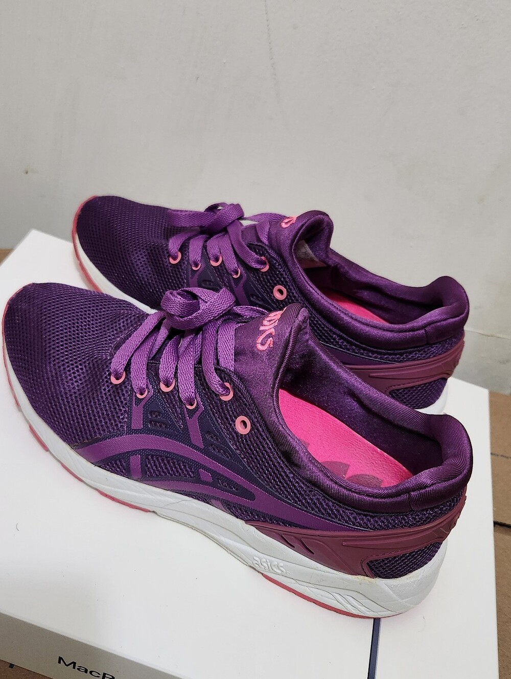 Asics Gel Running women Shoes size 6.5